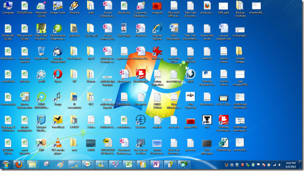 Change Windows 7 Desktop Icons Into Small Explorer List View
