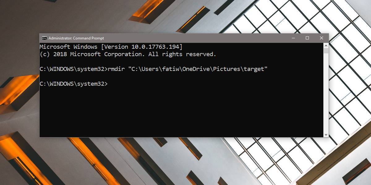 How to create and delete a junction link on Windows 10
