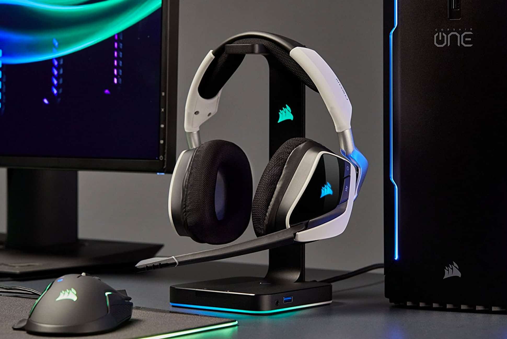 Топ лучших игровых наушников 2023. Corsair Void Pro RGB Wireless. Наушники Corsair RGB. Corsair Void RGB Pro Headphone. Corsair наушники беспроводные.