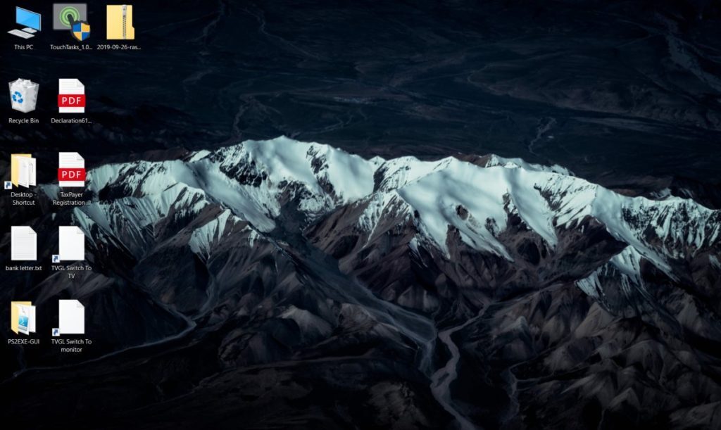 How to prevent desktop icons rearranging on Windows 10