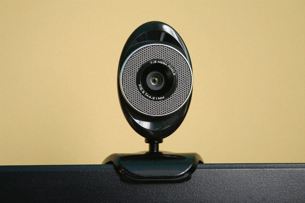 find camera on laptop