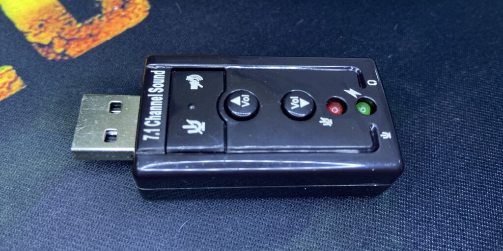 How to convert a headphone jack to USB on Windows 10