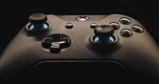 use Xbox controller on PC