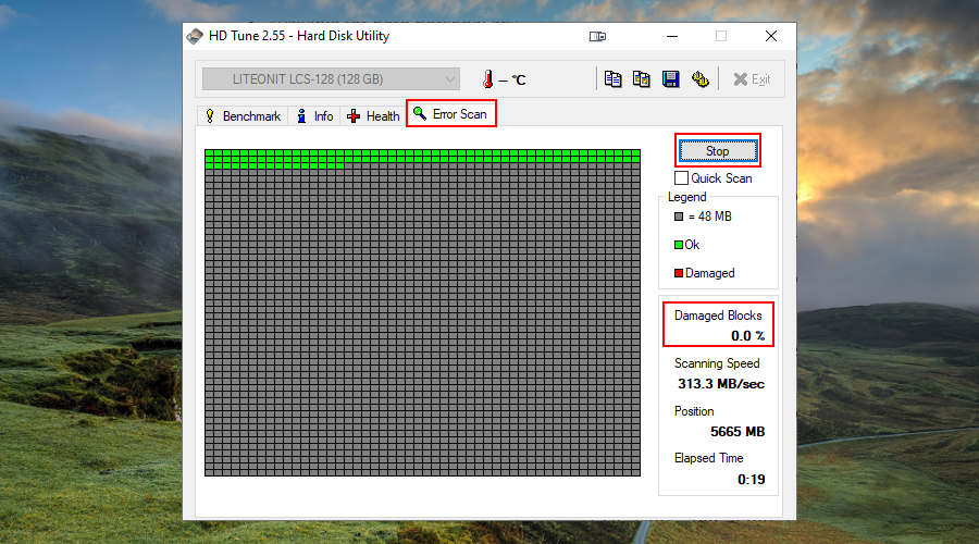 HD Tune показывает, как запустить сканирование ошибок диска для просмотра поврежденных блоков.