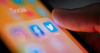 How to Save a GIF from Twitter