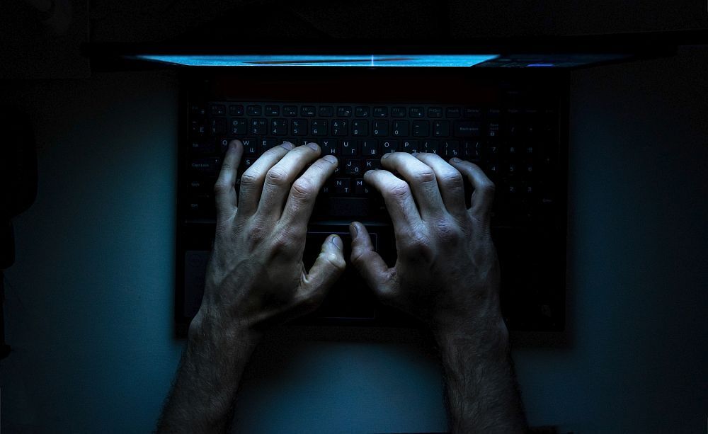 Keyboard Typing Numbers Instead of Letters (Windows 10) FIXED