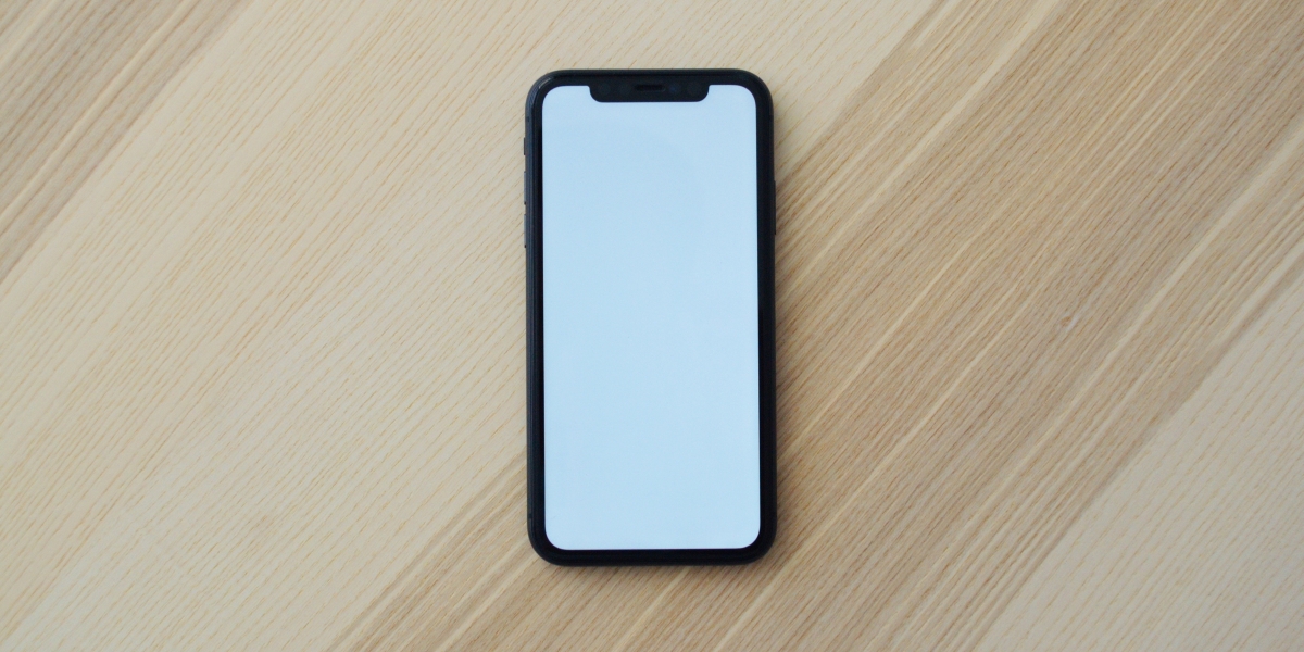 iphone white screen - Face ID non funziona dopo la sostituzione dello schermo – Soluzione