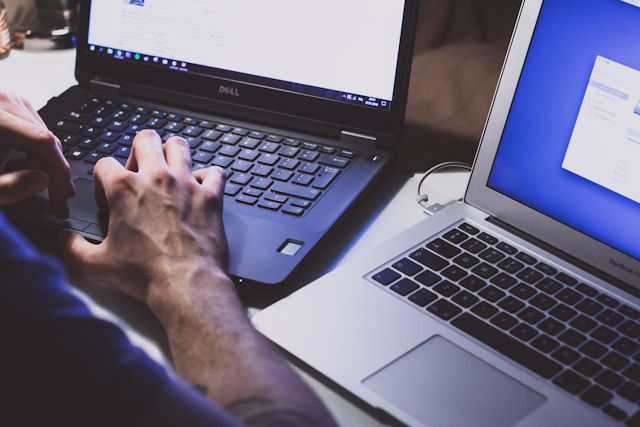 Person using black laptop